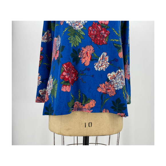 Lularoe Lynnae Blue Floral Scoop Neck Long Sleeve Top Blouse Small - Picture 7 of 8